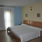 Puente De Piedra Hotel 2*