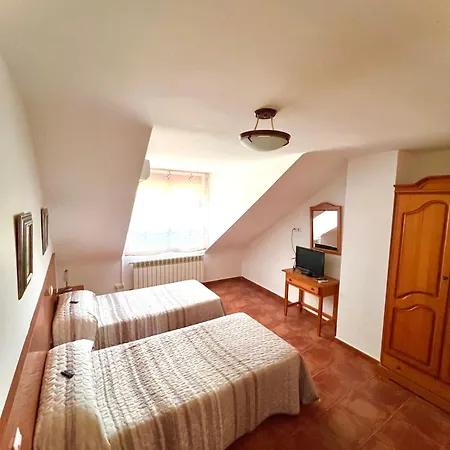 Puente De Piedra Szálloda Zamora