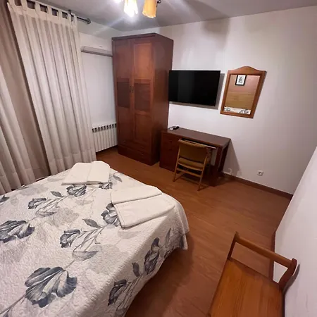 Puente De Piedra 사모라