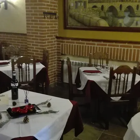 Puente De Piedra 사모라