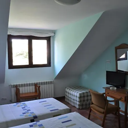 Hotel Puente De Piedra Zamora