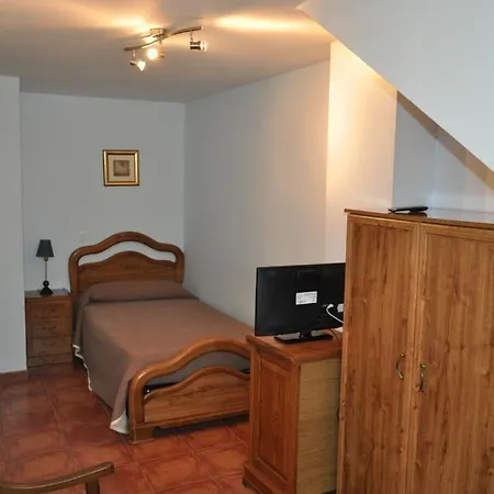 Puente De Piedra 2* Zamora