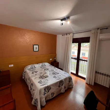 Puente De Piedra Hotel Zamora