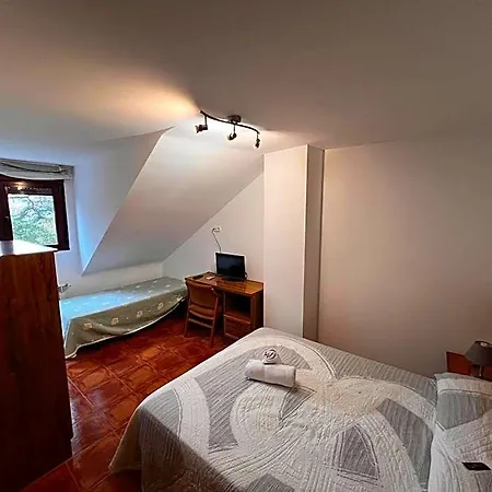 Hotel Puente De Piedra Zamora