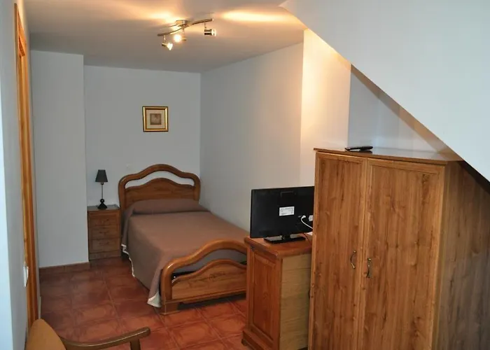 Puente De Piedra 2* Zamora